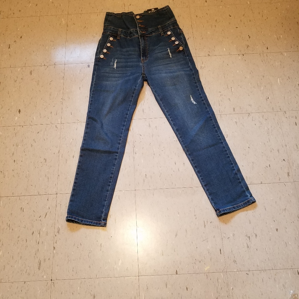 High Waisted Jeans